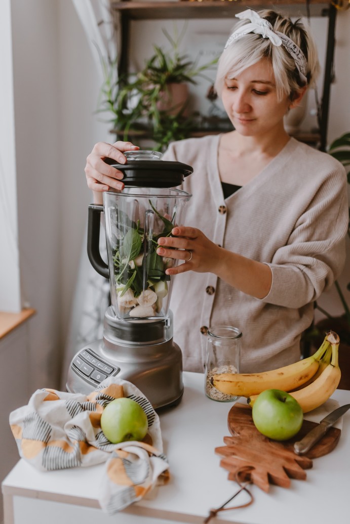 life reset on the weekend with meal planning smoothies