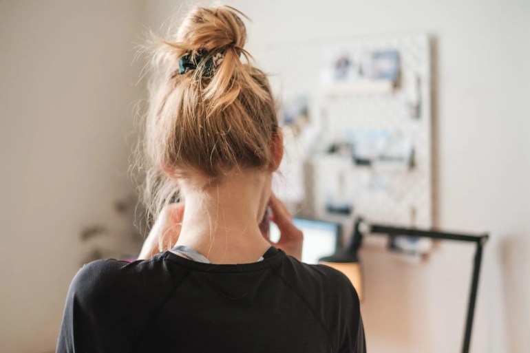 woman planning her quarterly life review in her office